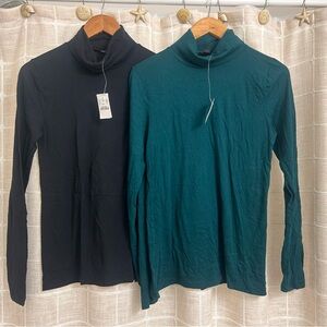 NWT J. Crew Black and Teal Turtleneck Sweaters M